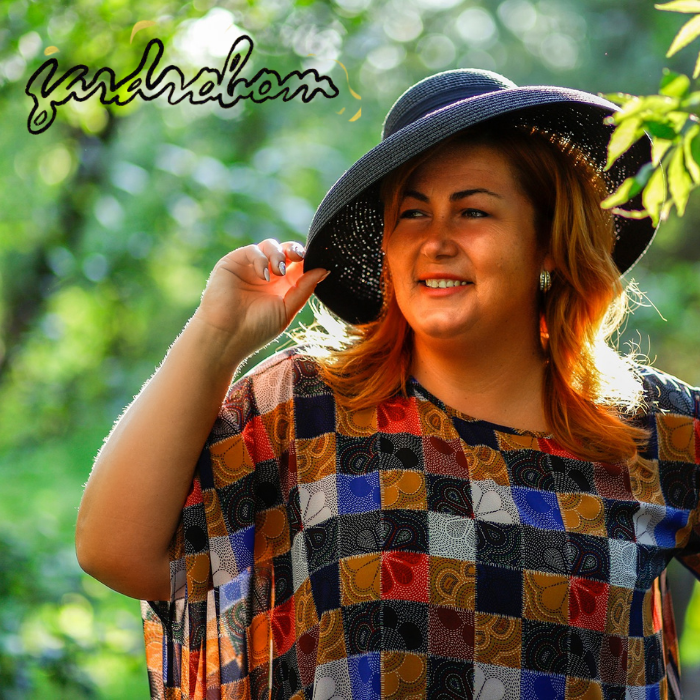 Női ruházati cikkek és kiegészítők kedvezményesen